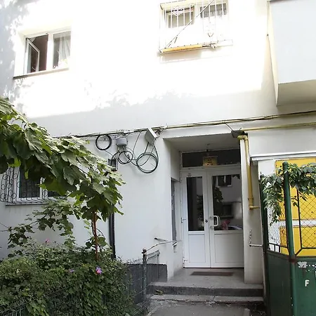 Studio Piata Romana * בוקרשט